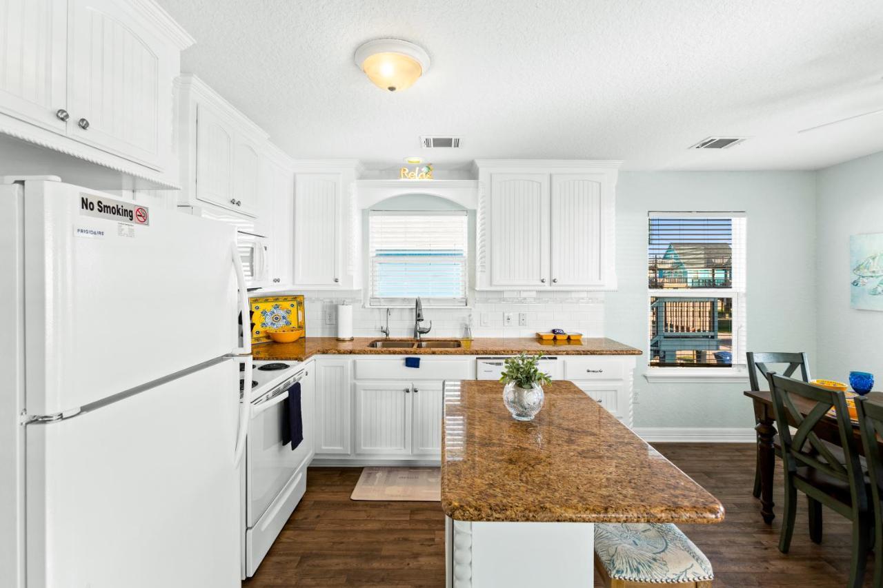 Walk To Beach, Sunset Bay Views, Pet Friendly - Sea Me Relaxin Surfside Beach Esterno foto