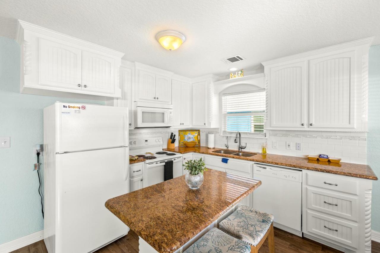 Walk To Beach, Sunset Bay Views, Pet Friendly - Sea Me Relaxin Surfside Beach Esterno foto